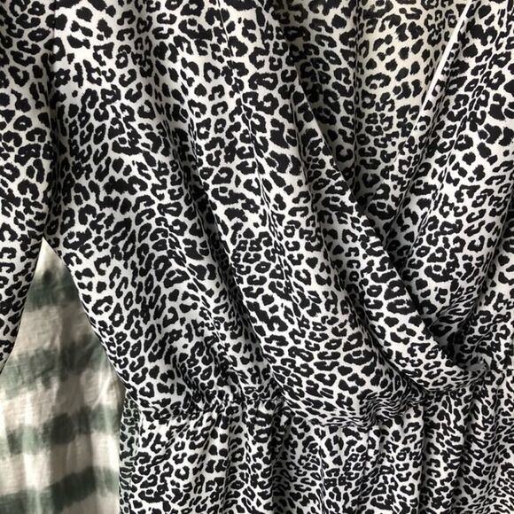 Silence + Noise Black & White Leopard Romper - Picture 5 of 7